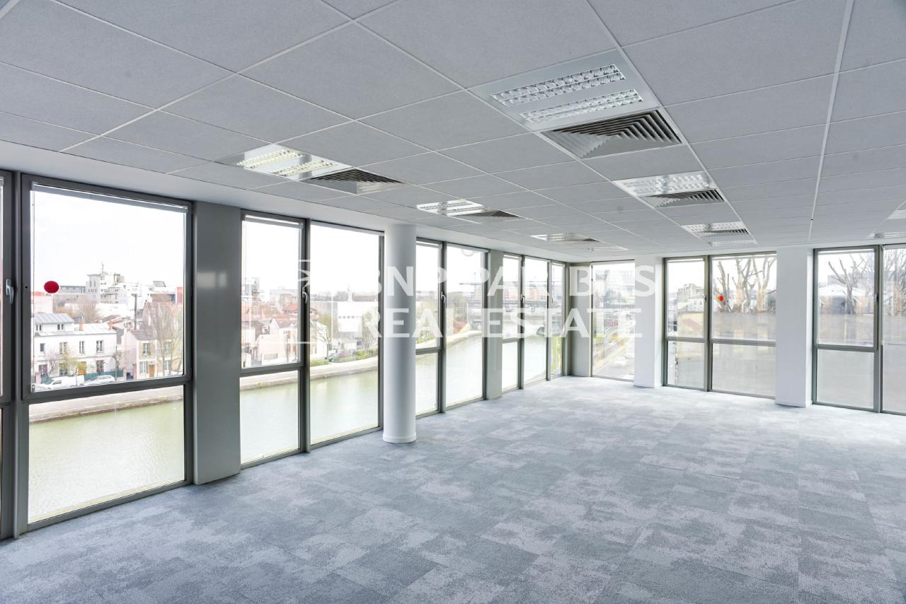 Bureau Saint-Denis 6392m² Location bureau Saint-Denis Seine-Saint-Denis OLBUR2106966 4